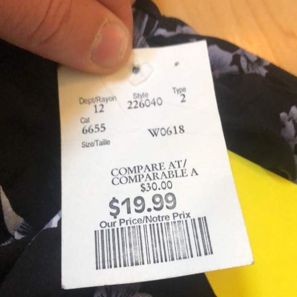 Wide legged pants with side opening - Picture 6 of 7